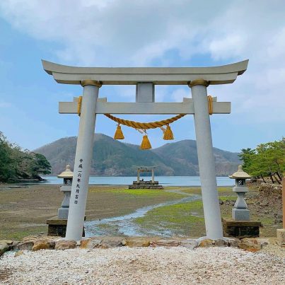 【2021フォトコン】雨上がりの和多都美神社 （対馬 和多都美神社）＠junstagram.jpさん