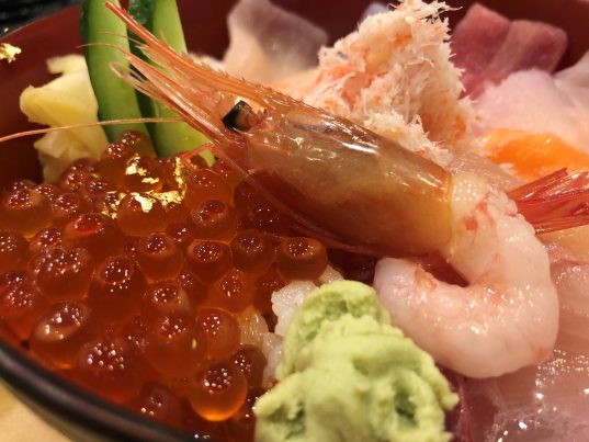 【グルメフォトコン】近江町市場海鮮丼　魚旨（石川県金沢市） @4tsum1さん